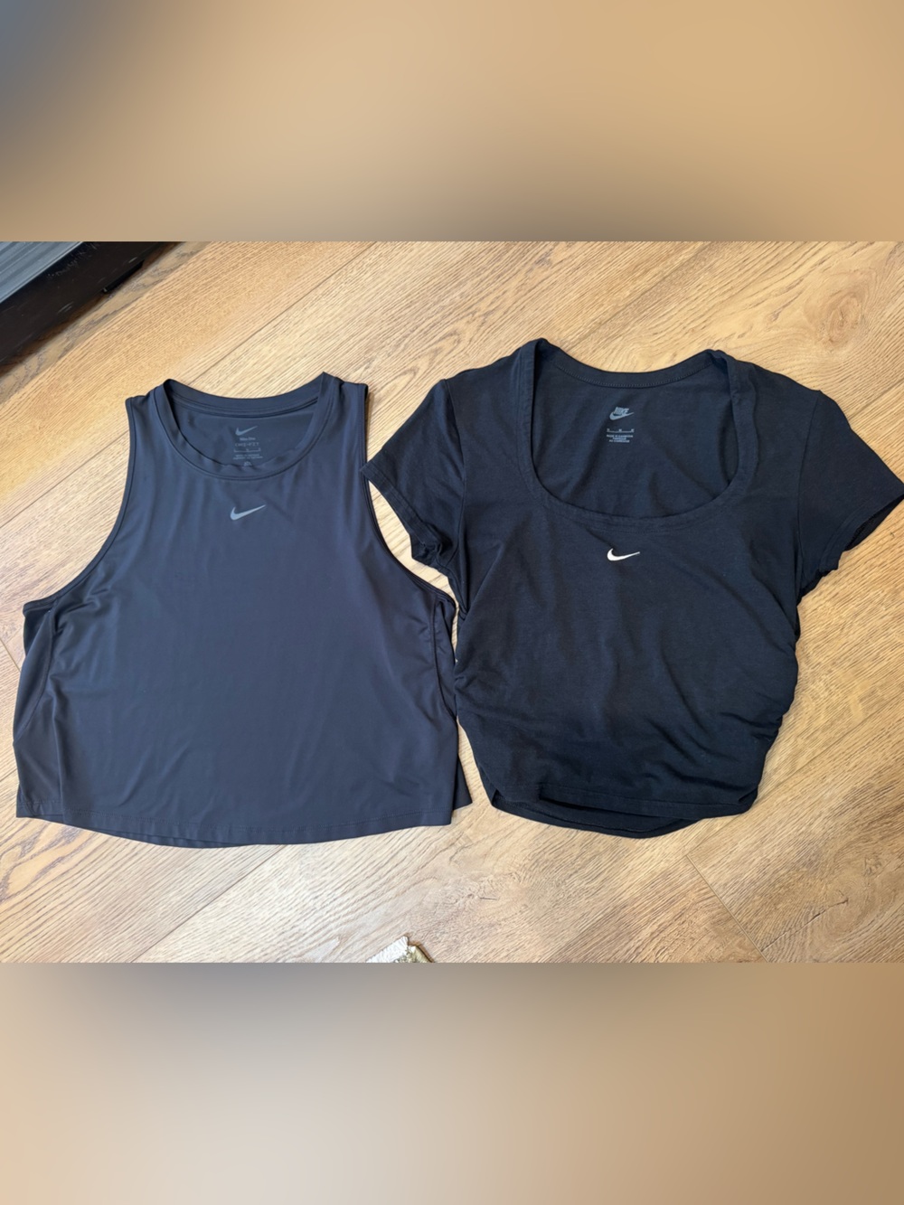 Nike Women's Black Cropped Tank & Scoop Crop Top Set